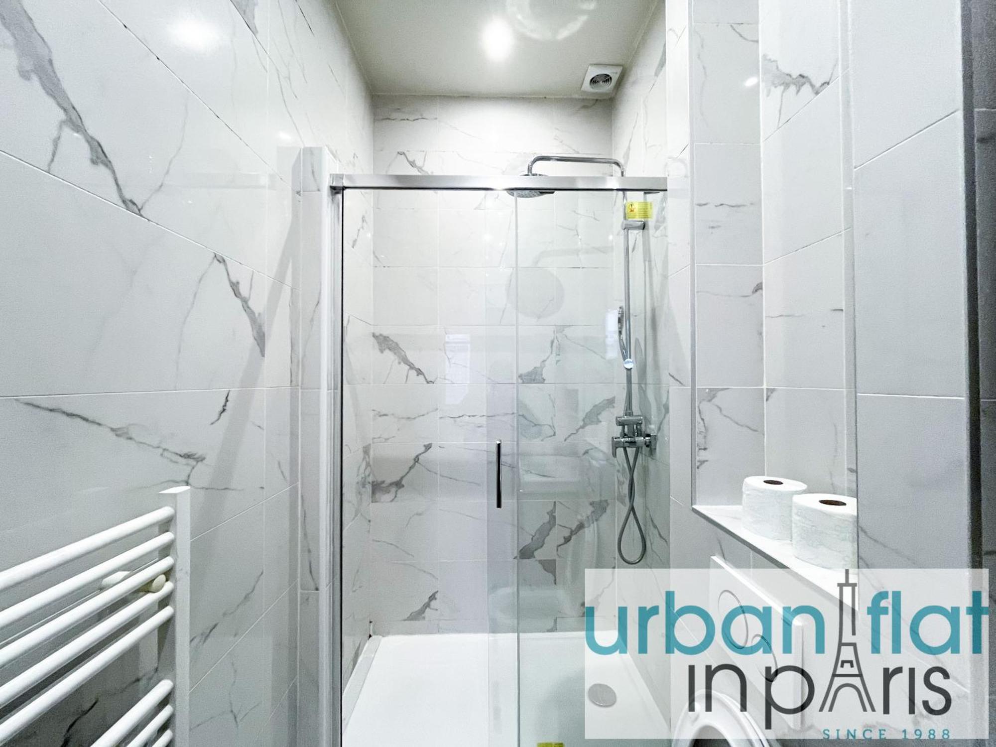64-Luxury Flat Champs Elysees Paris Exterior photo